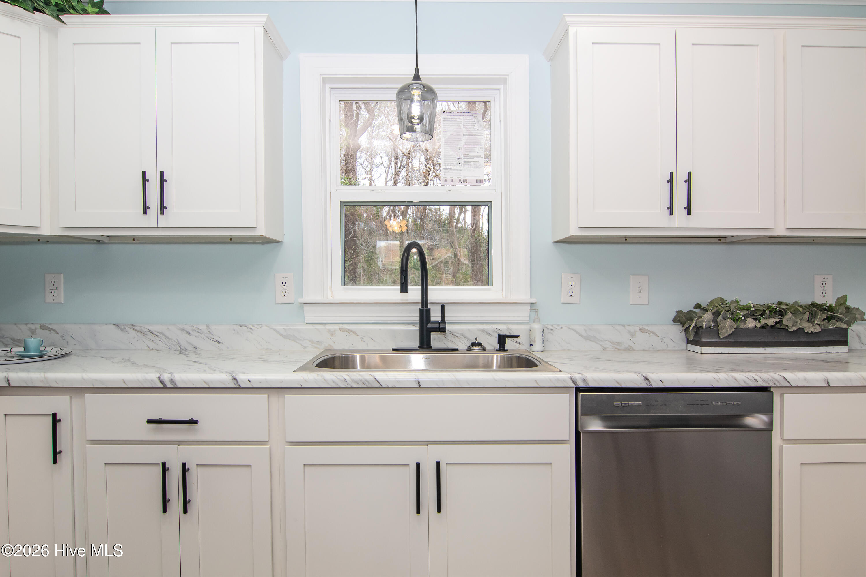132 South Navassa Road Leland, NC 28451 - Photo 2 of 28 Kitchen