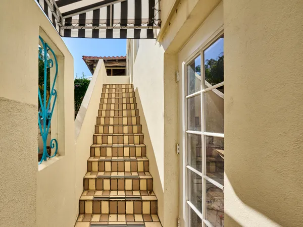a view of an entryway with staircase