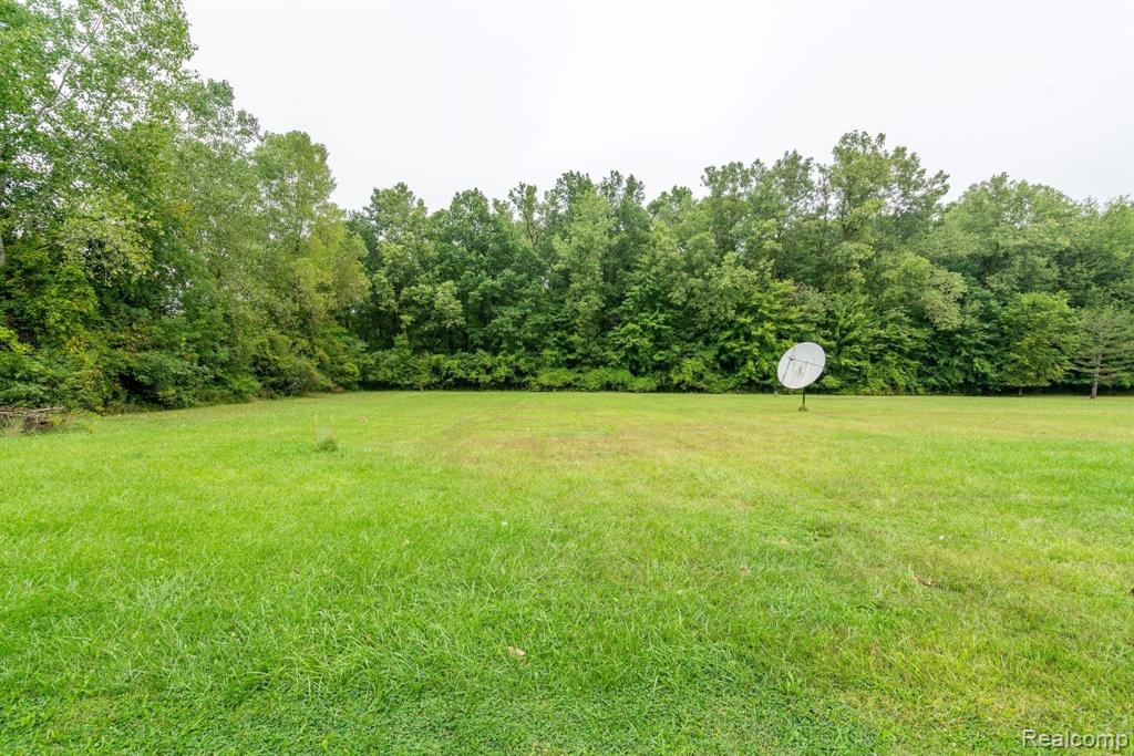 46376 Hull Road Belleville, MI 48111 - Photo 34 of 42
