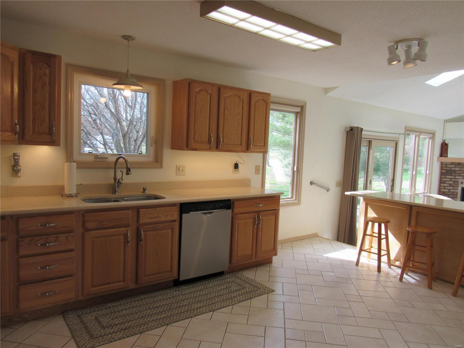 6520 Wenzel Road Alton, IL 62002 - Photo 15 of 71
