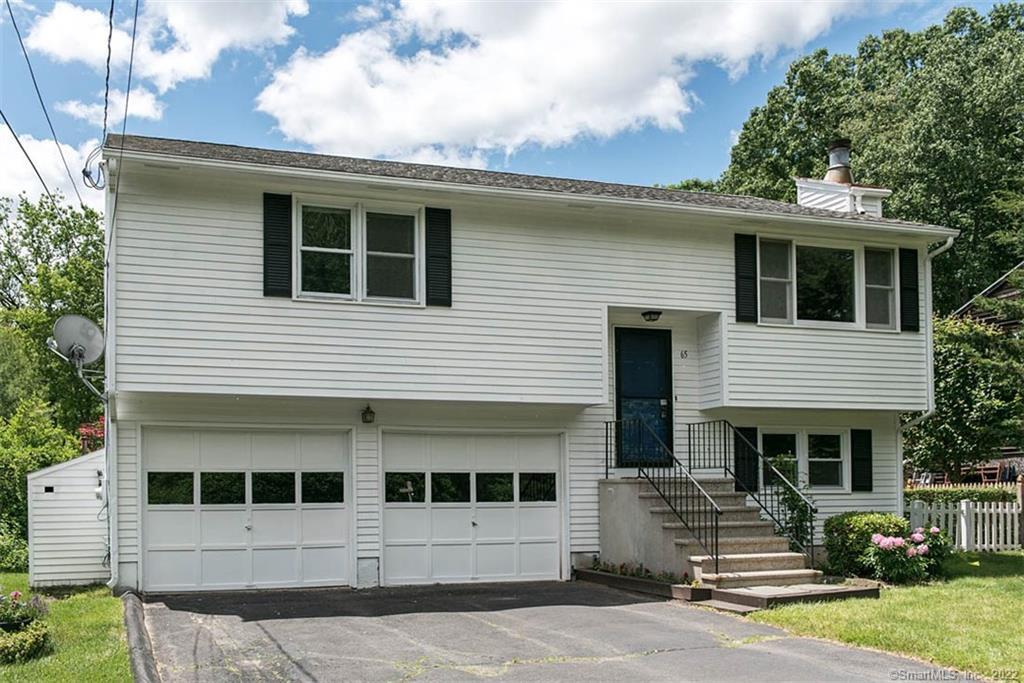 65 Harold Road Farmington, CT 06032 - Photo 1 of 1 65 Harold Road, Farmington - Welcome home!