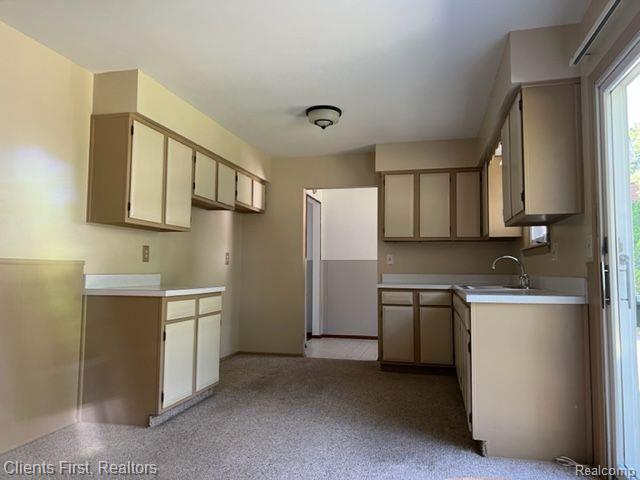 3950 South Sheldon Road Canton, MI 48188 - Photo 21 of 43 Kitchen