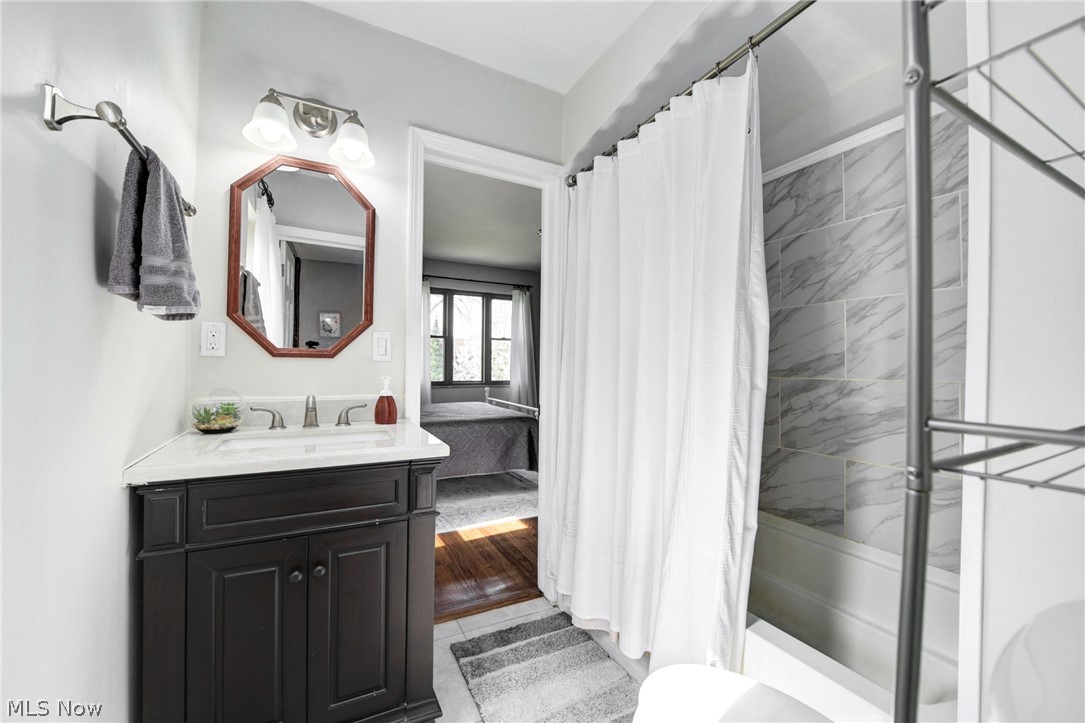 3187 Ludlow Road Cleveland, OH 44120 - Photo 23 of 35