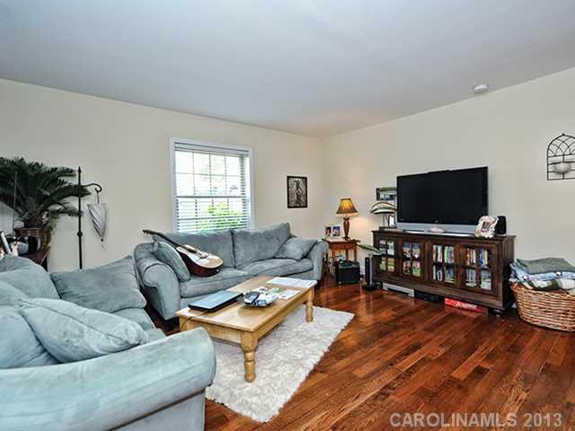 4923 A Park Road Charlotte, NC 28209 - Photo 4 of 13 Gallery Image 4