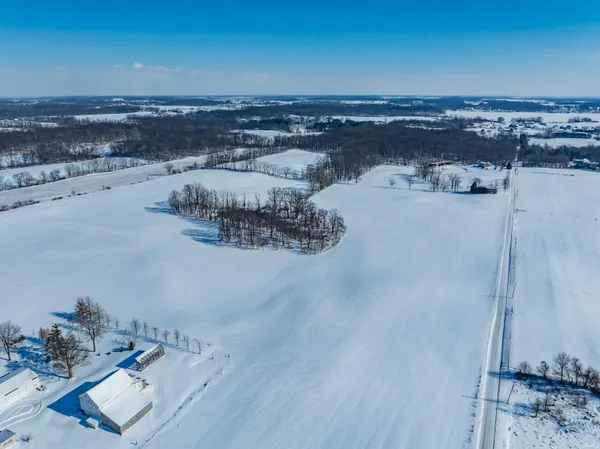 $635,000 | 200 South 200 East, Hamilton, IN 46742