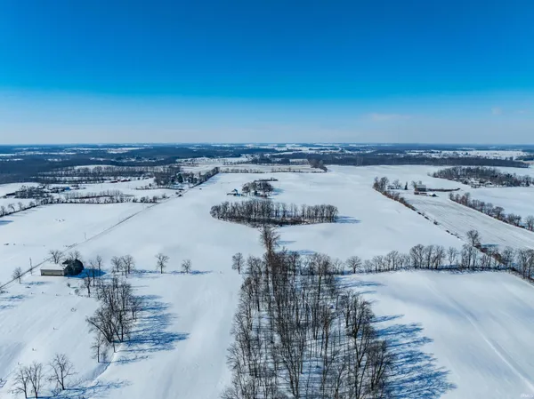$620,000 | 200 South 200 East, Hamilton, IN 46742