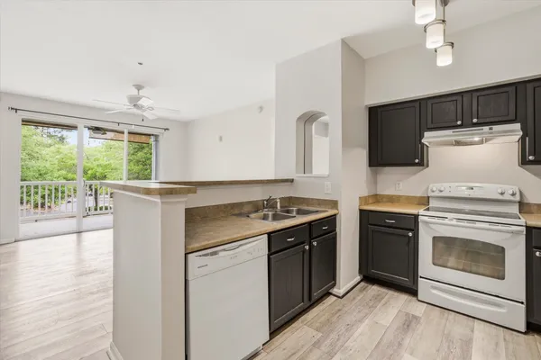 $269,000 | 2801 Chancellorsville Drive, Unit 718, Tallahassee, FL 32312