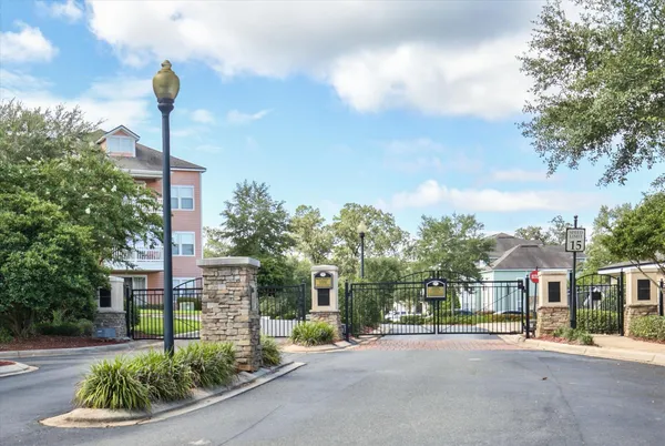 $269,000 | 2801 Chancellorsville Drive, Unit 718, Tallahassee, FL 32312
