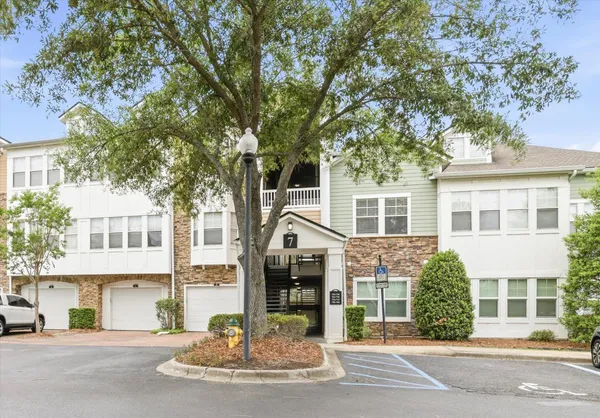 $269,000 | 2801 Chancellorsville Drive, Unit 718, Tallahassee, FL 32312