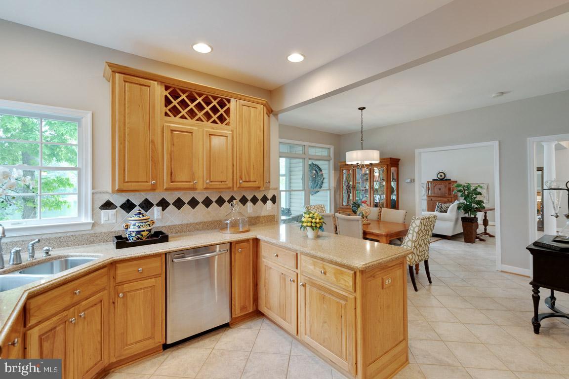 108 Trails End Road Locust Grove, VA 22508 - Photo 18 of 54 Light and Bright Kitchen