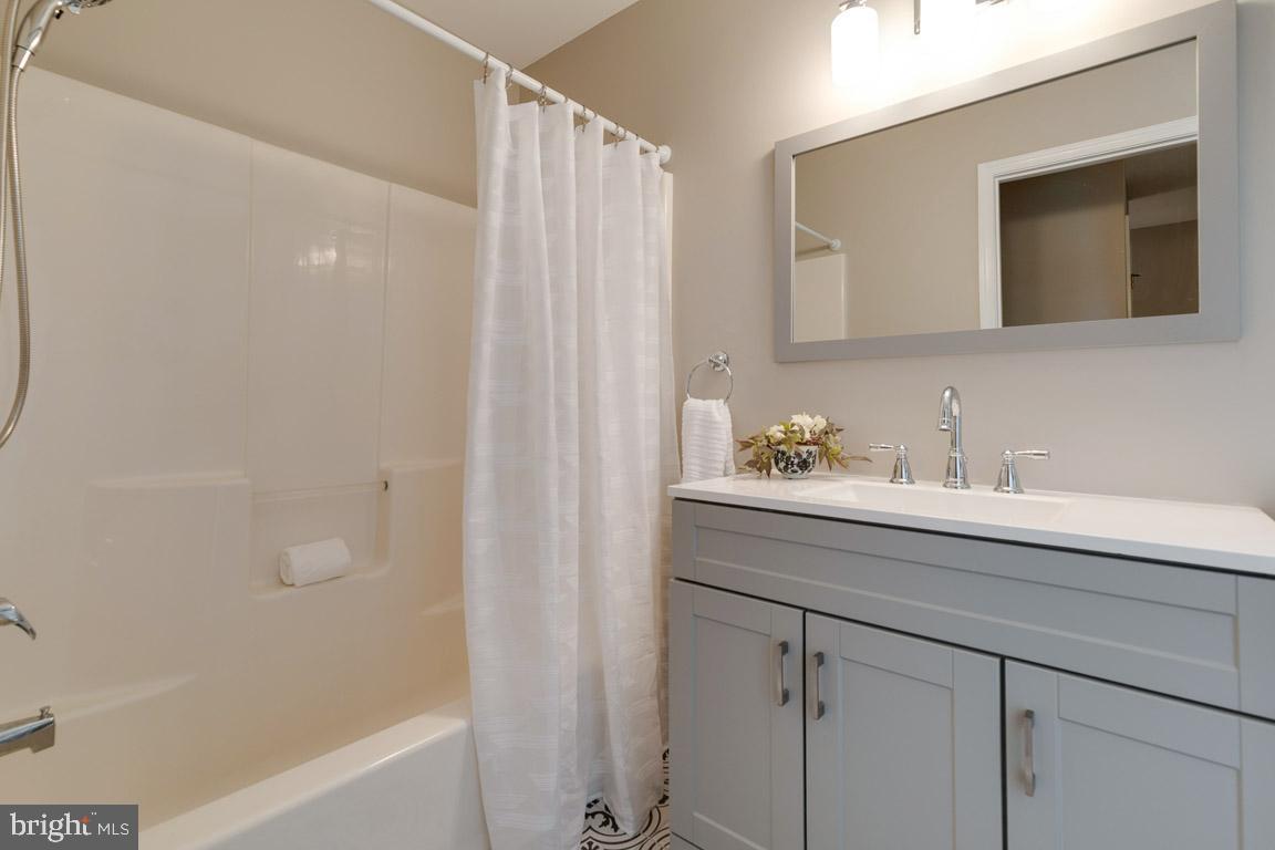 108 Trails End Road Locust Grove, VA 22508 - Photo 33 of 54 Upper level full bath