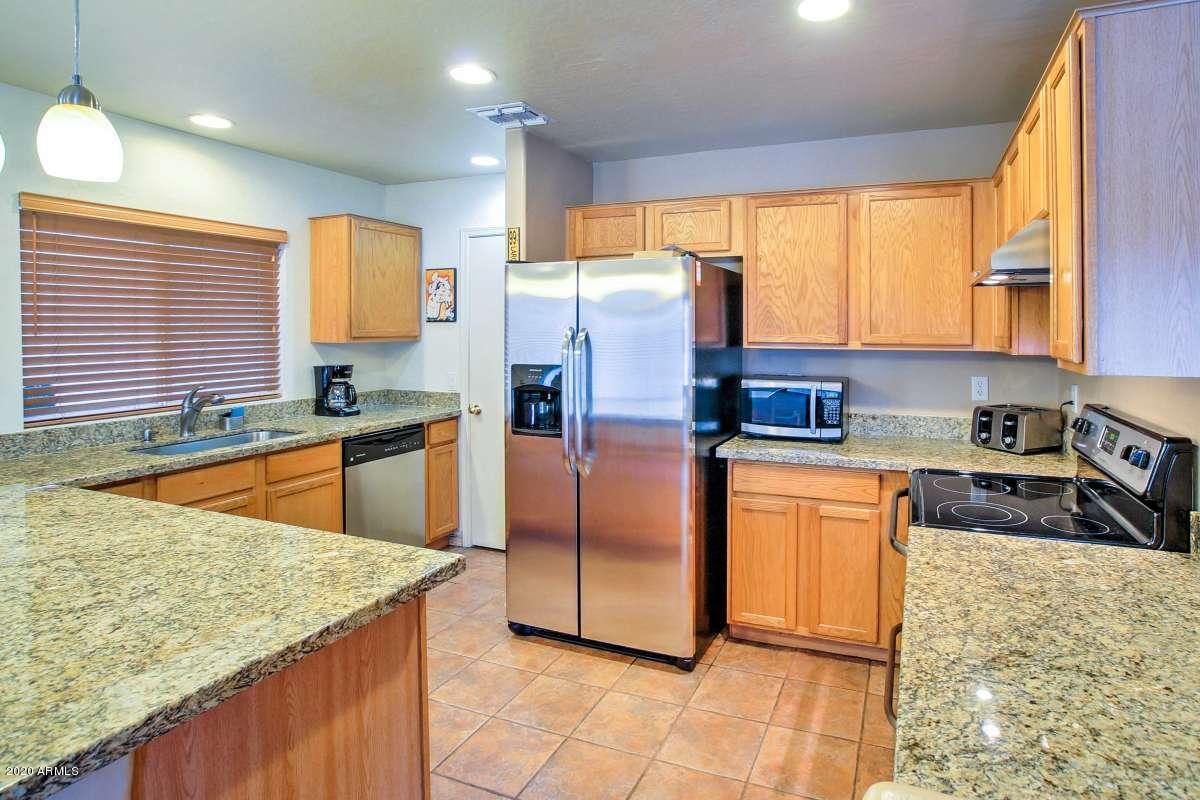 12010 West Granada Road Avondale, AZ 85392 - Photo 7 of 15 a0Ff200000LxrfhEAB