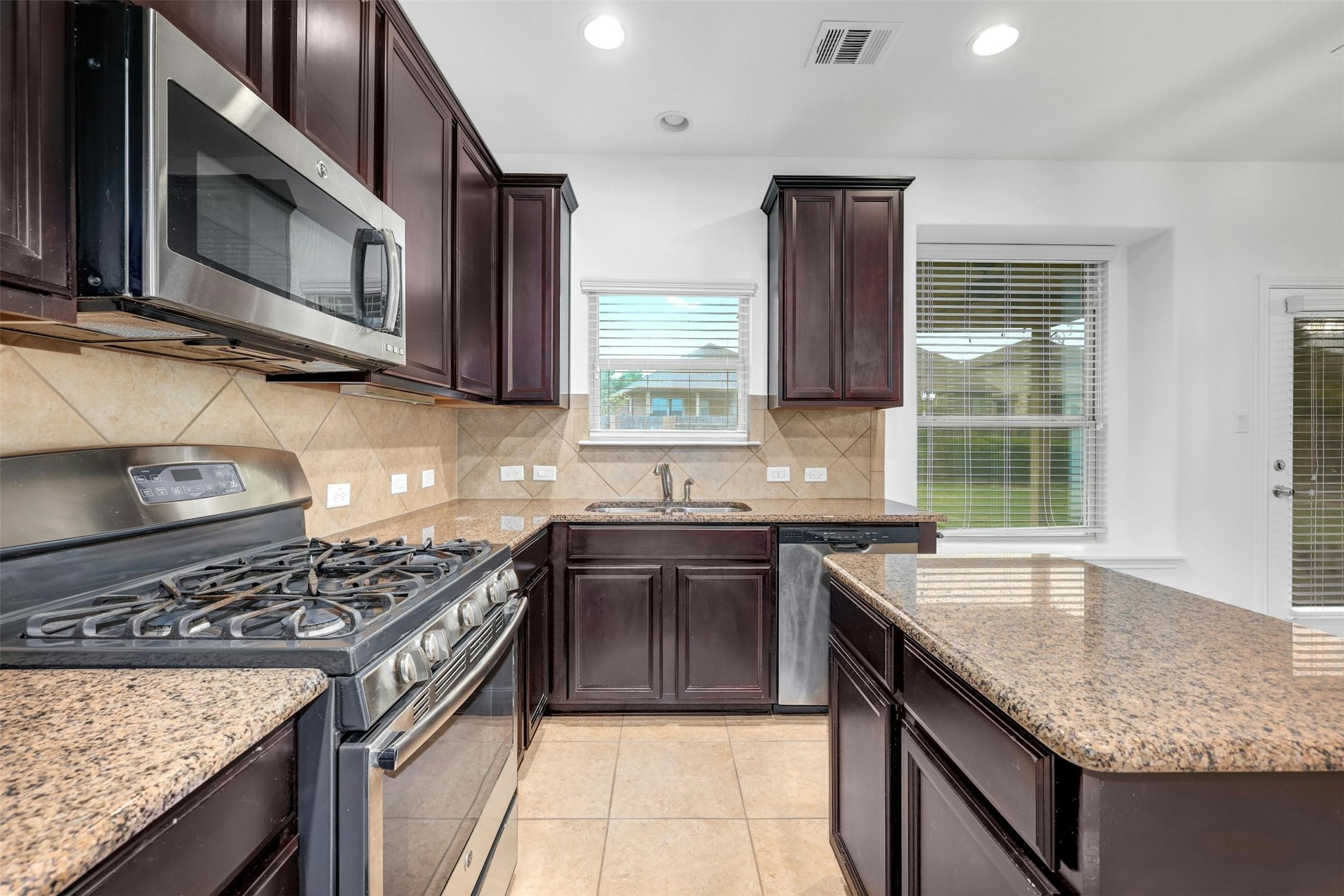 1204 April Meadows Loop Georgetown, TX 78626 - Photo 6 of 26