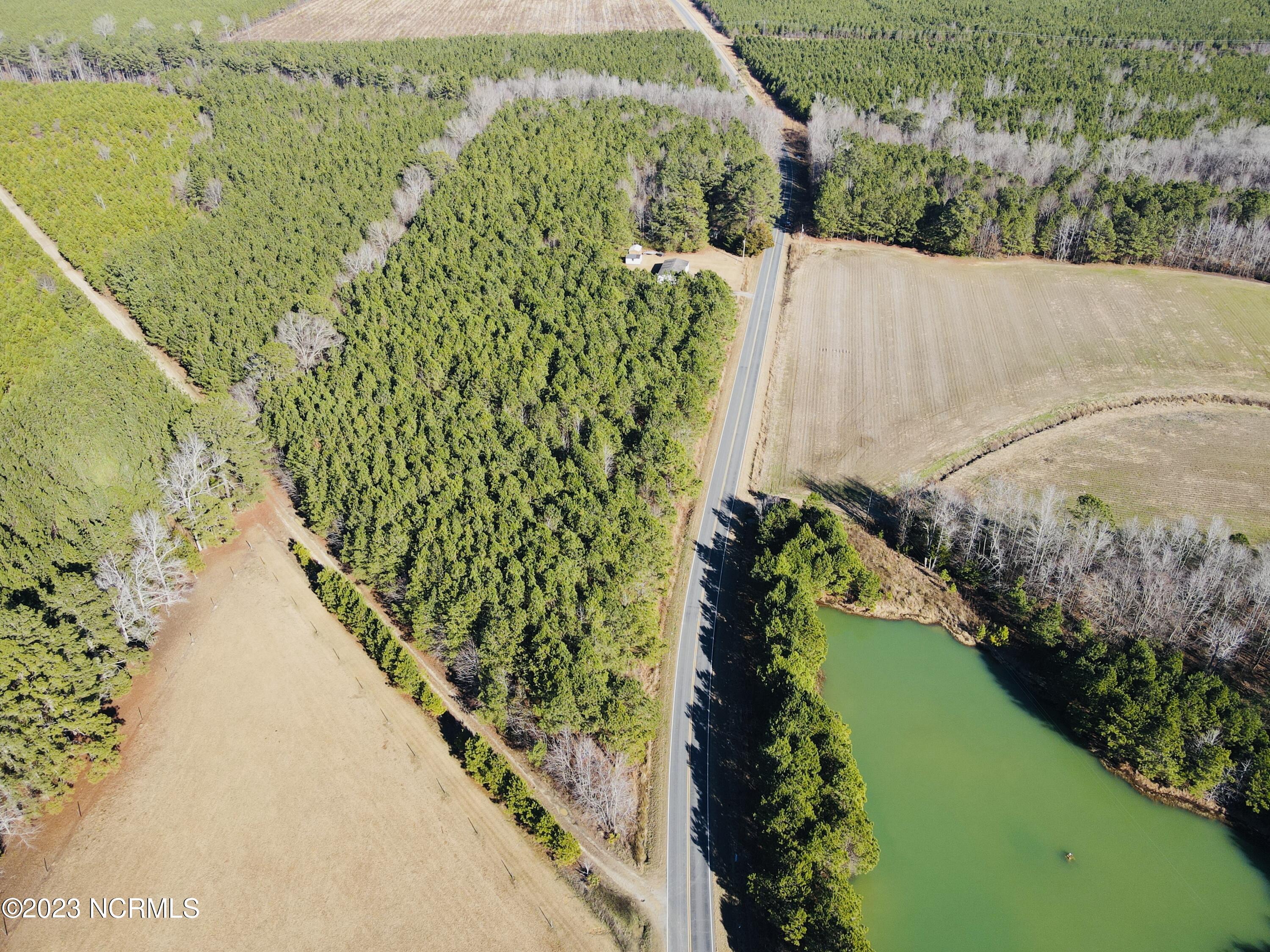 235 Bull Hill Road Windsor, NC 27983 - Photo 10 of 34 Side View