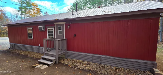 $142,500 | 257 Hadley Road, Stony Creek, NY 12878