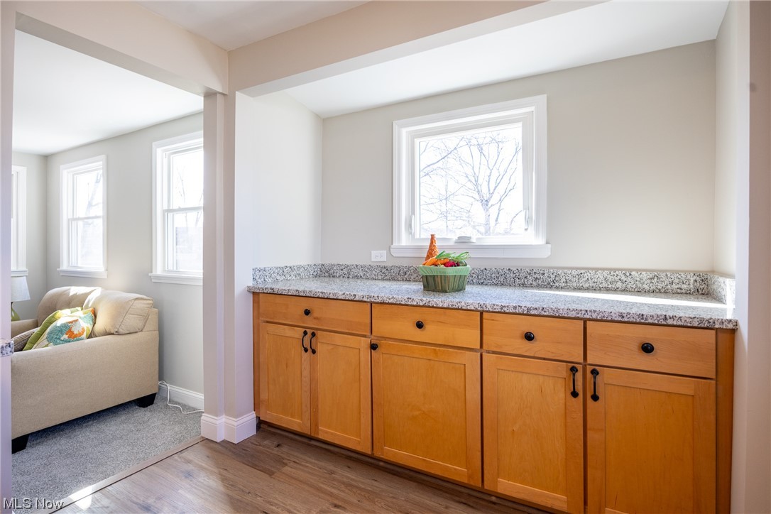 928 Richmond Road Cleveland, OH 44124 - Photo 13 of 30 Gallery Image 13