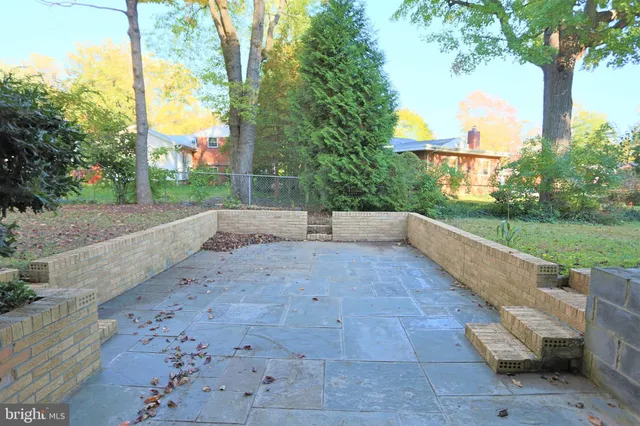 $4,200 | 9705 Fernwood Road, Bethesda, MD 20817