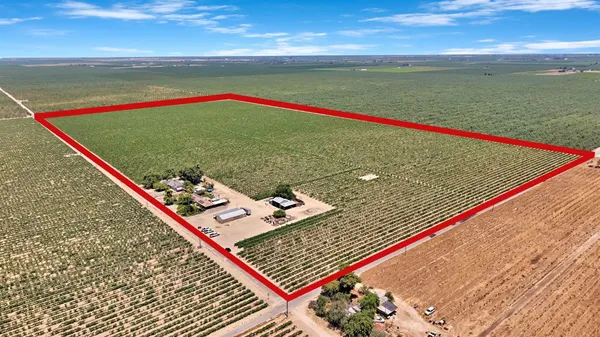 $1,950,000 | 11388 South Chateau Fresno Avenue, Caruthers, CA 93609
