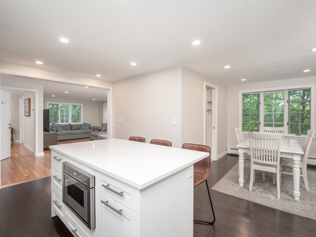 10 Rock O Dundee Road Andover, MA 01810 - Photo 8 of 33 Gallery Image 8