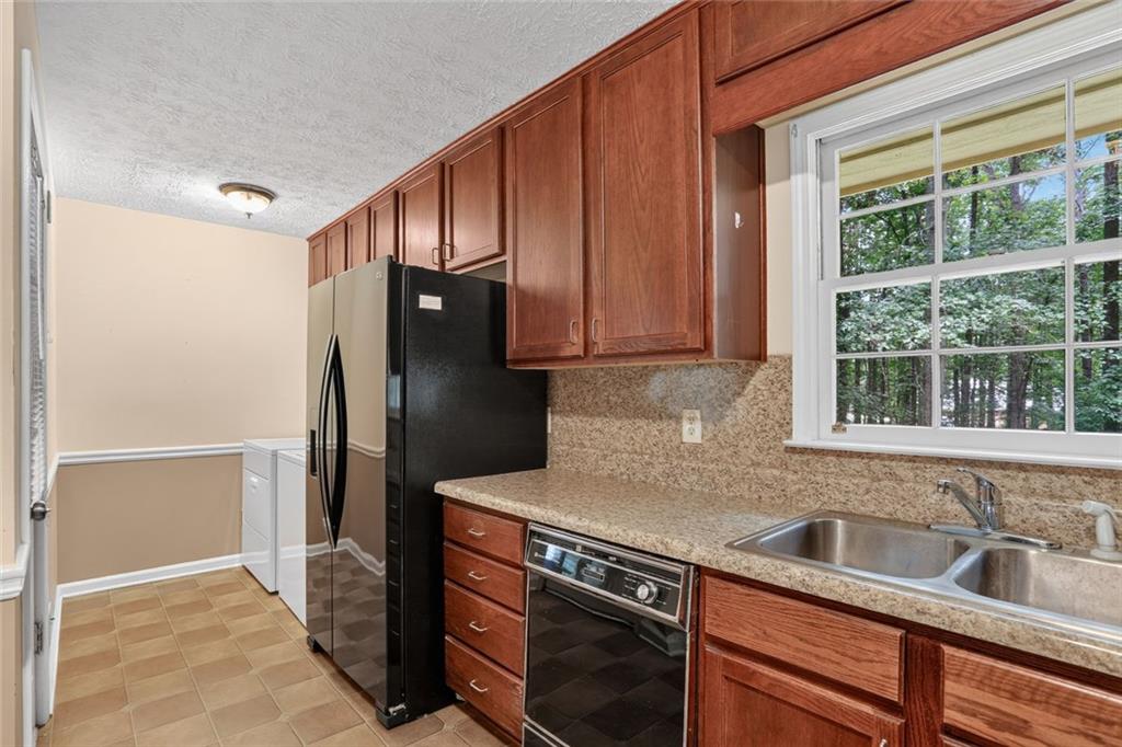 9278 Seminole Road Jonesboro, GA 30236 - Photo 12 of 29 Gallery Image 12