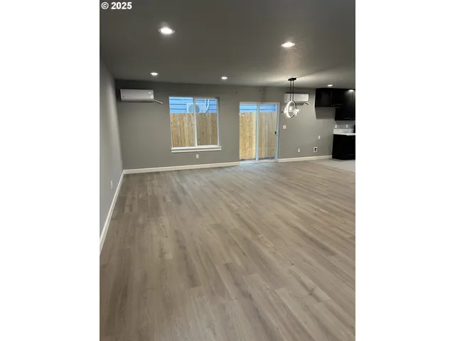 $619,000 | 4823 Southeast 118th Place, Portland, OR 97266