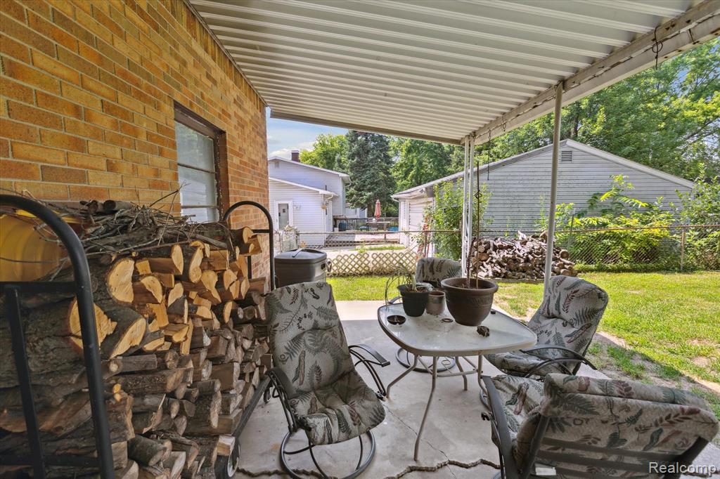 4215 North Genesee Road Flint, MI 48506 - Photo 24 of 32