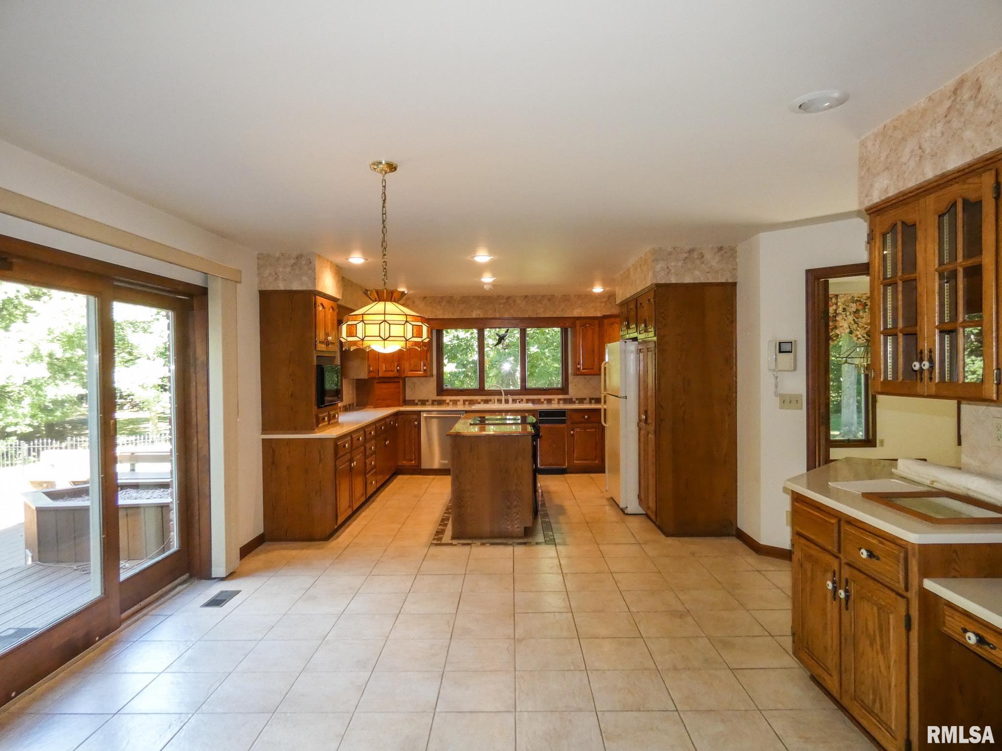 6 Roth Court Metamora, IL 61548 - Photo 15 of 54 Gallery Image 15