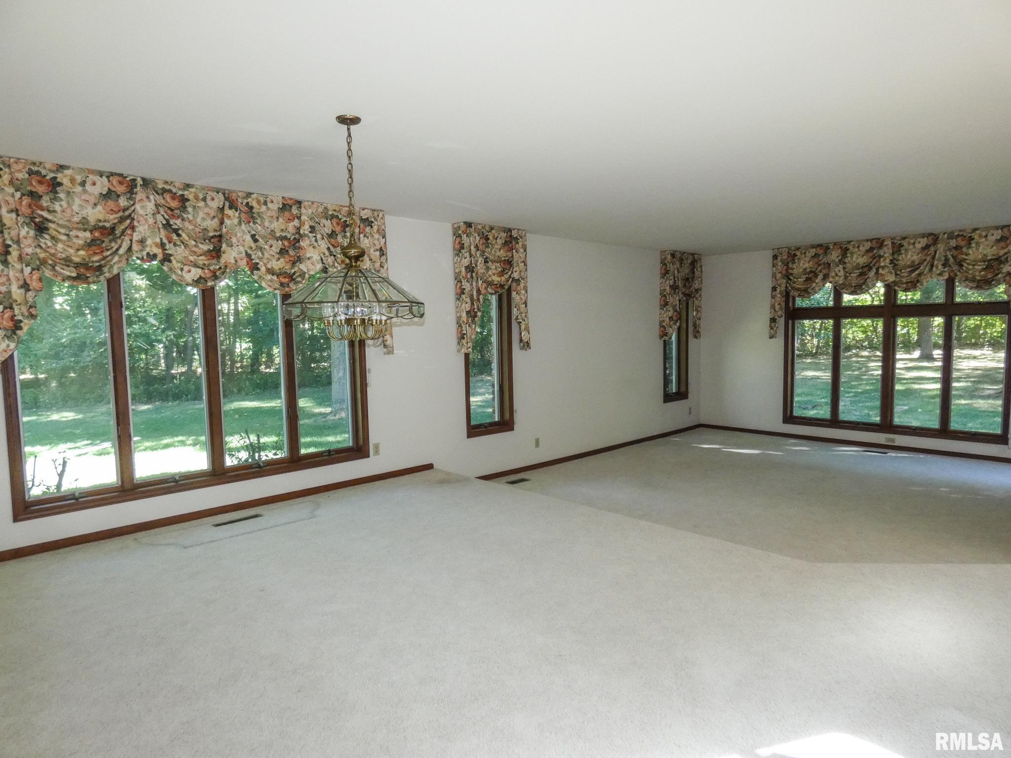 6 Roth Court Metamora, IL 61548 - Photo 22 of 54 Gallery Image 22