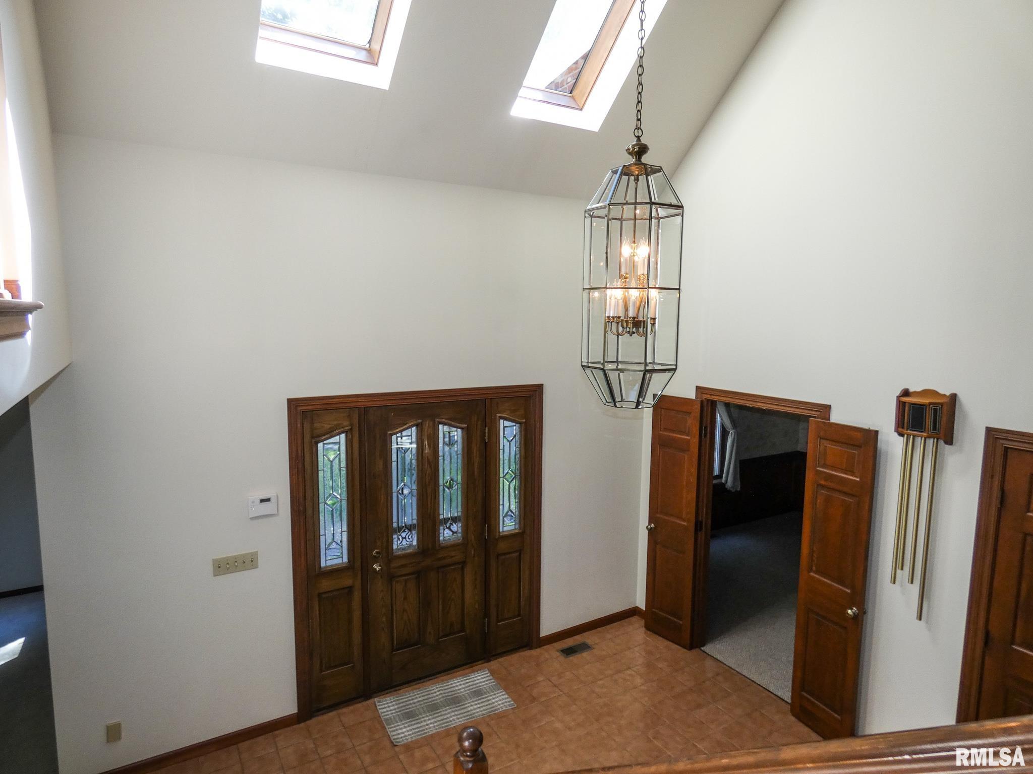 6 Roth Court Metamora, IL 61548 - Photo 6 of 54 Gallery Image 6