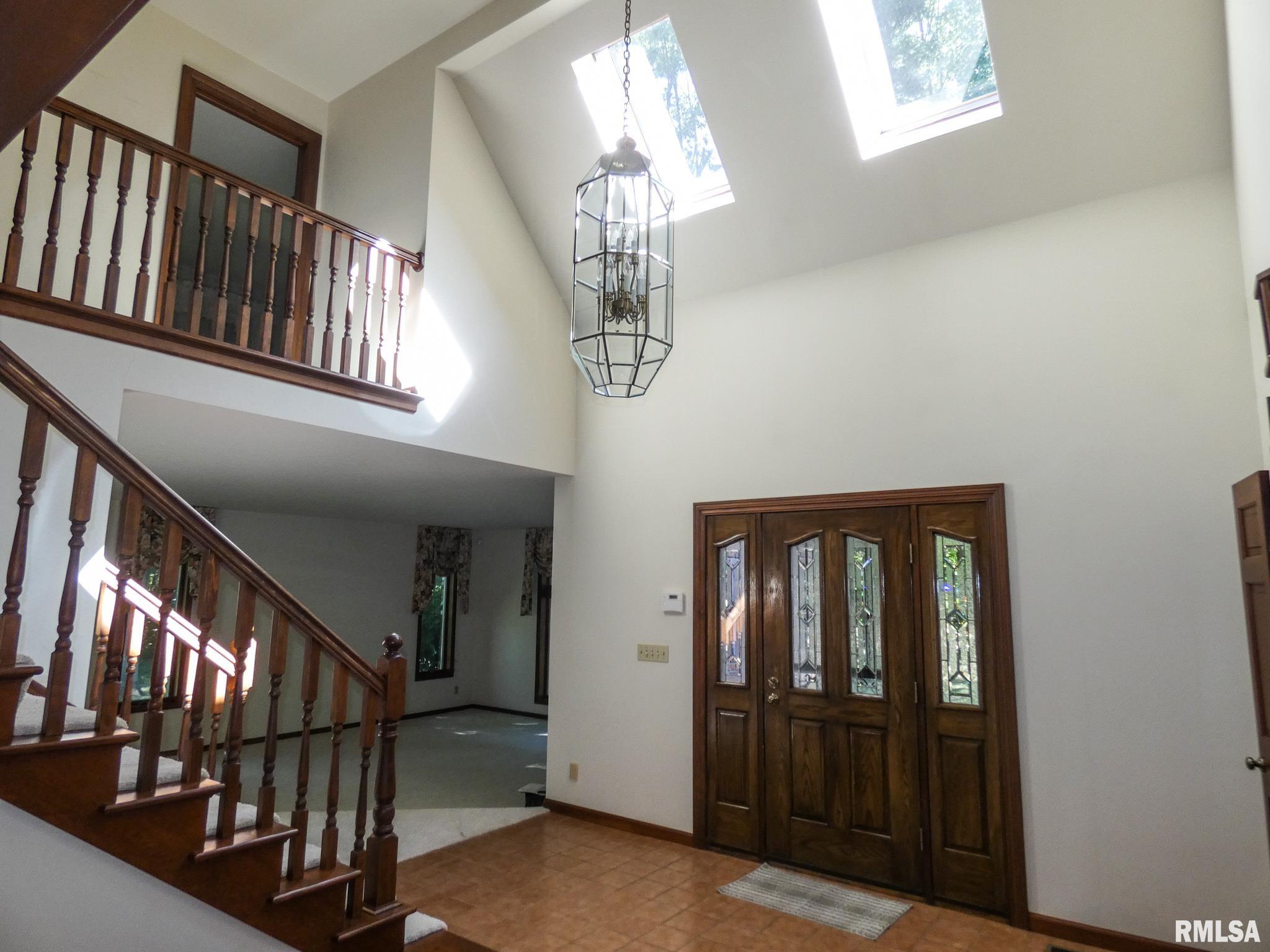 6 Roth Court Metamora, IL 61548 - Photo 8 of 54 Gallery Image 8