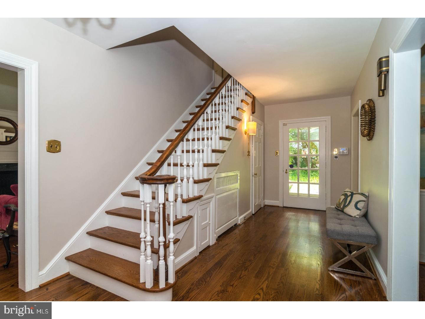 1838 Harte Road Jenkintown, PA 19046 - Photo 3 of 25 Foyer