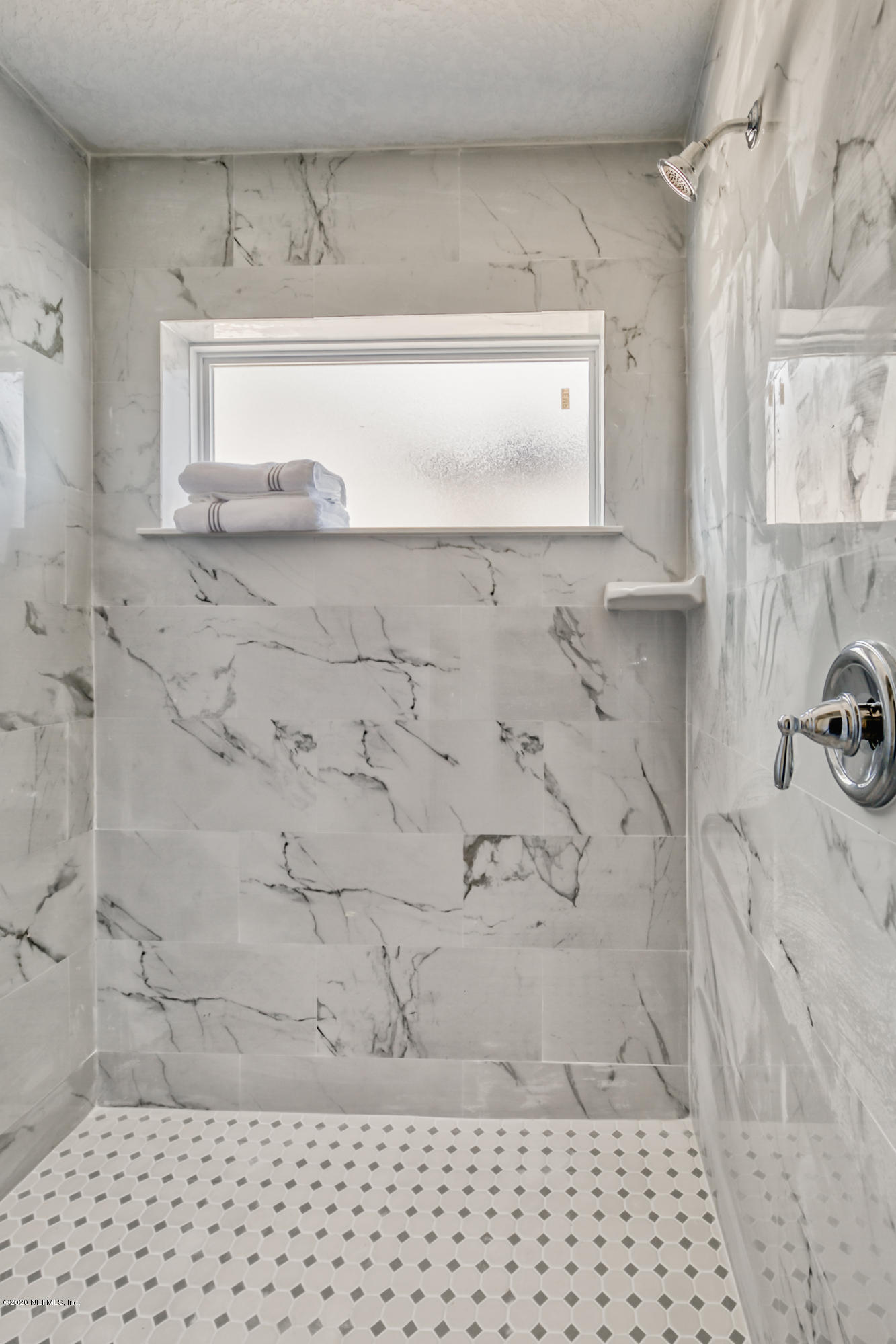 815 Pine Moss Road Jacksonville, FL 32218 - Photo 15 of 31 Master shower