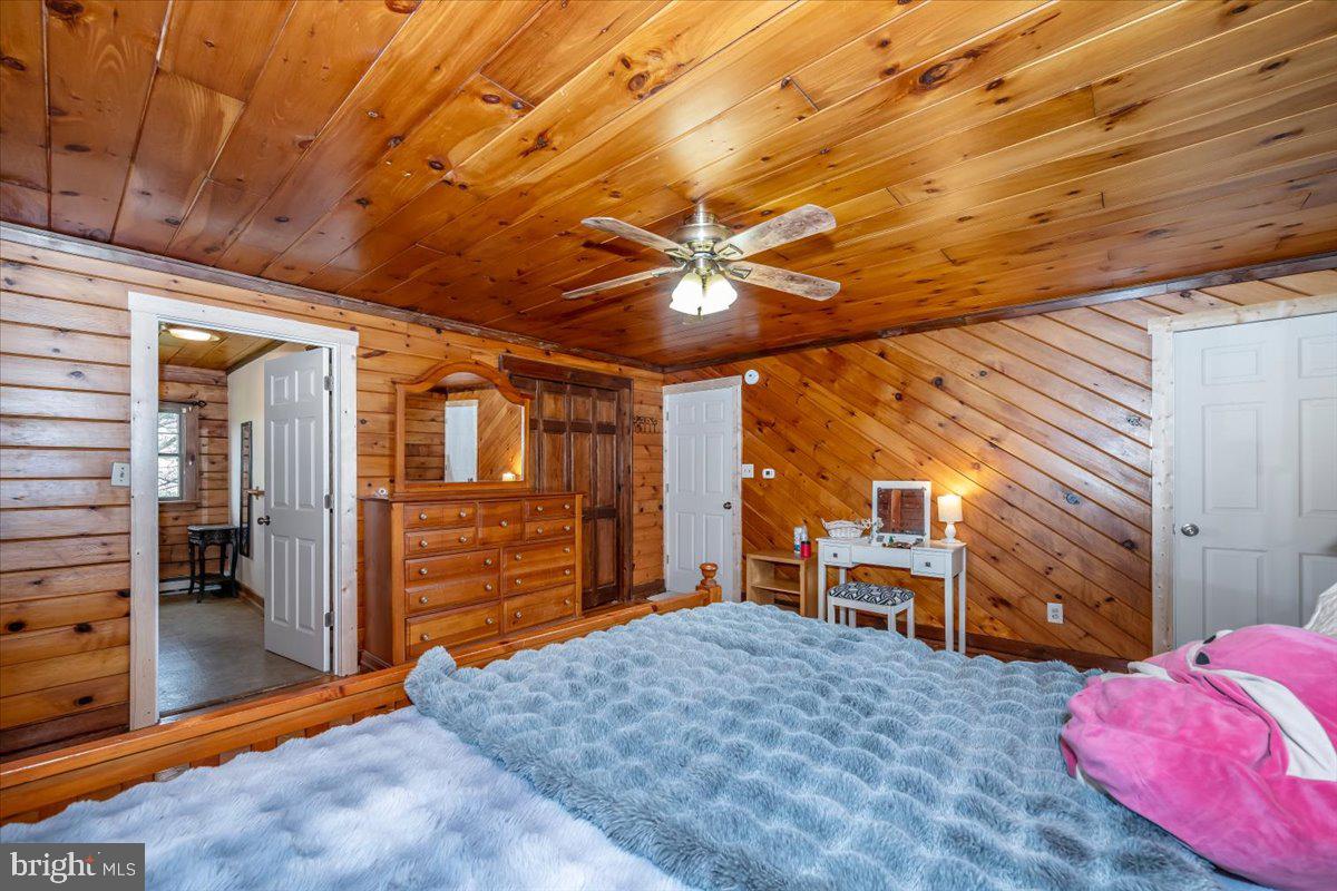 2635 Valley Road Seven Valleys, PA 17360 - Photo 25 of 69