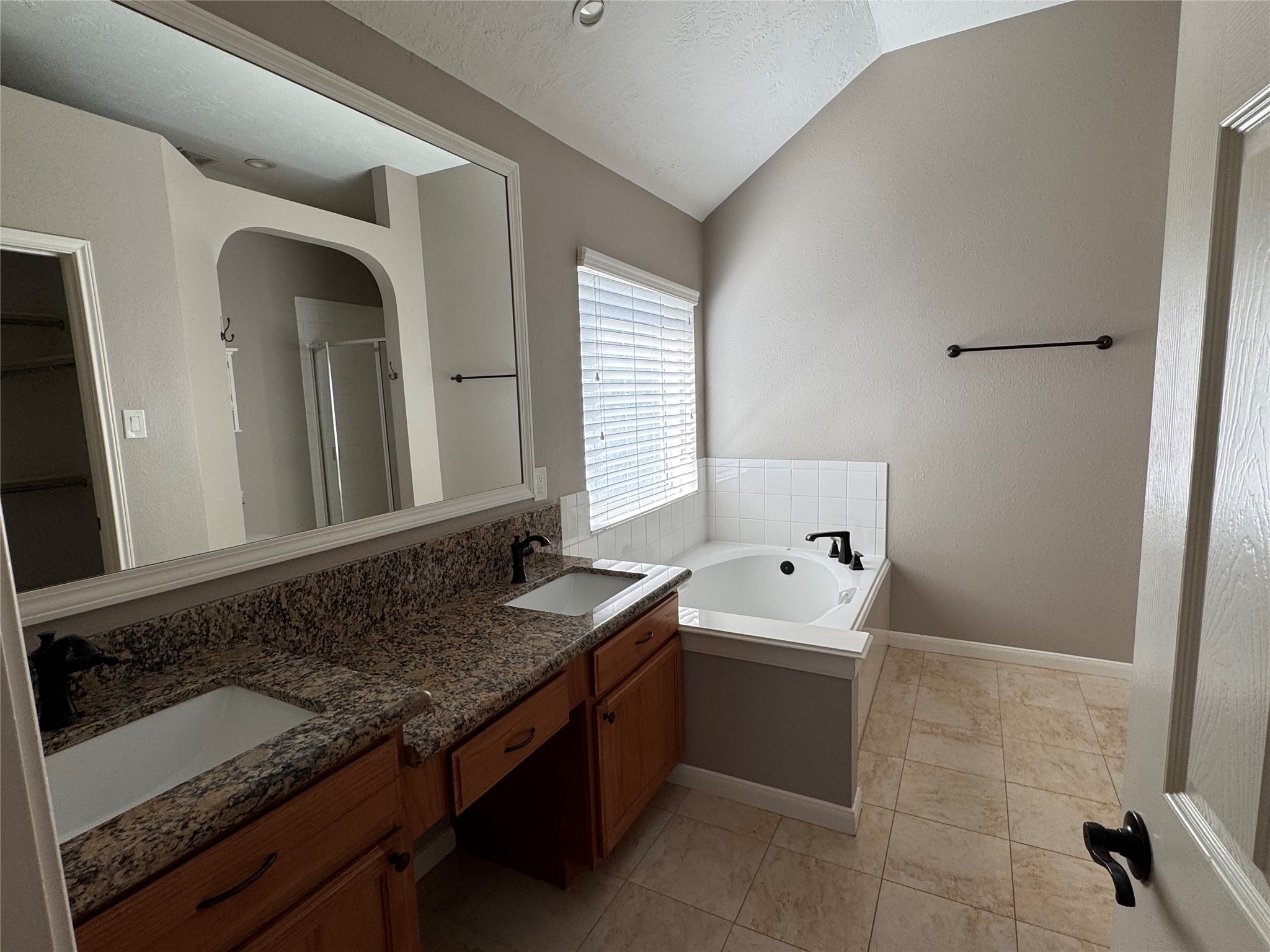 911 Cascade Ridge Katy, TX 77494 - Photo 6 of 10
