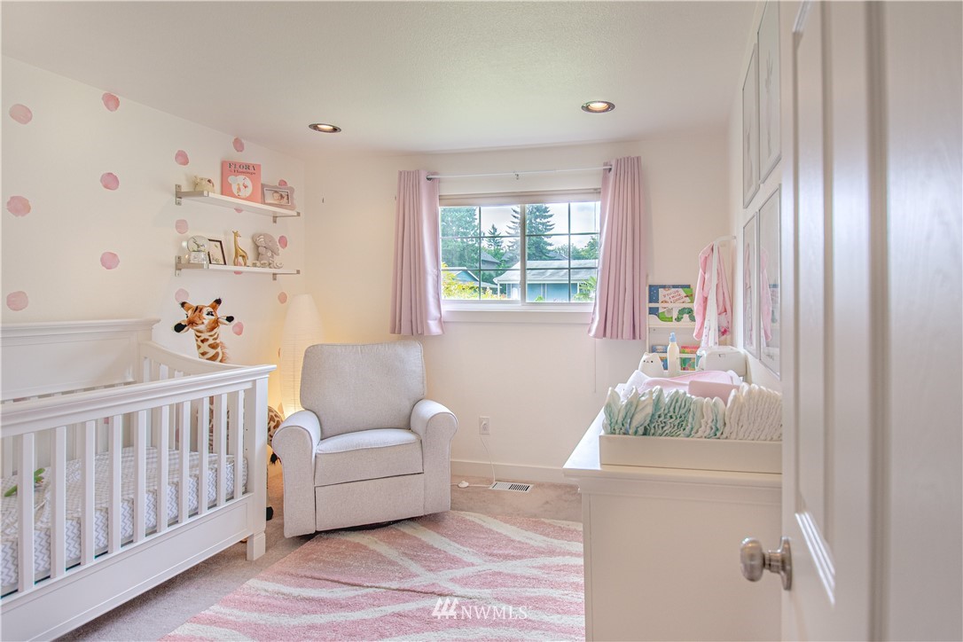 3605 199th Street Southeast Bothell, WA 98012 - Photo 11 of 20 Gallery Image 11