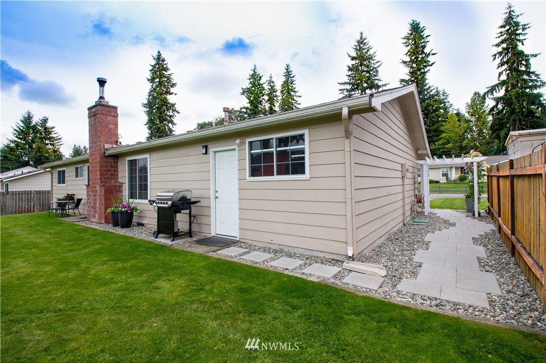 3605 199th Street Southeast Bothell, WA 98012 - Photo 19 of 20 Gallery Image 19