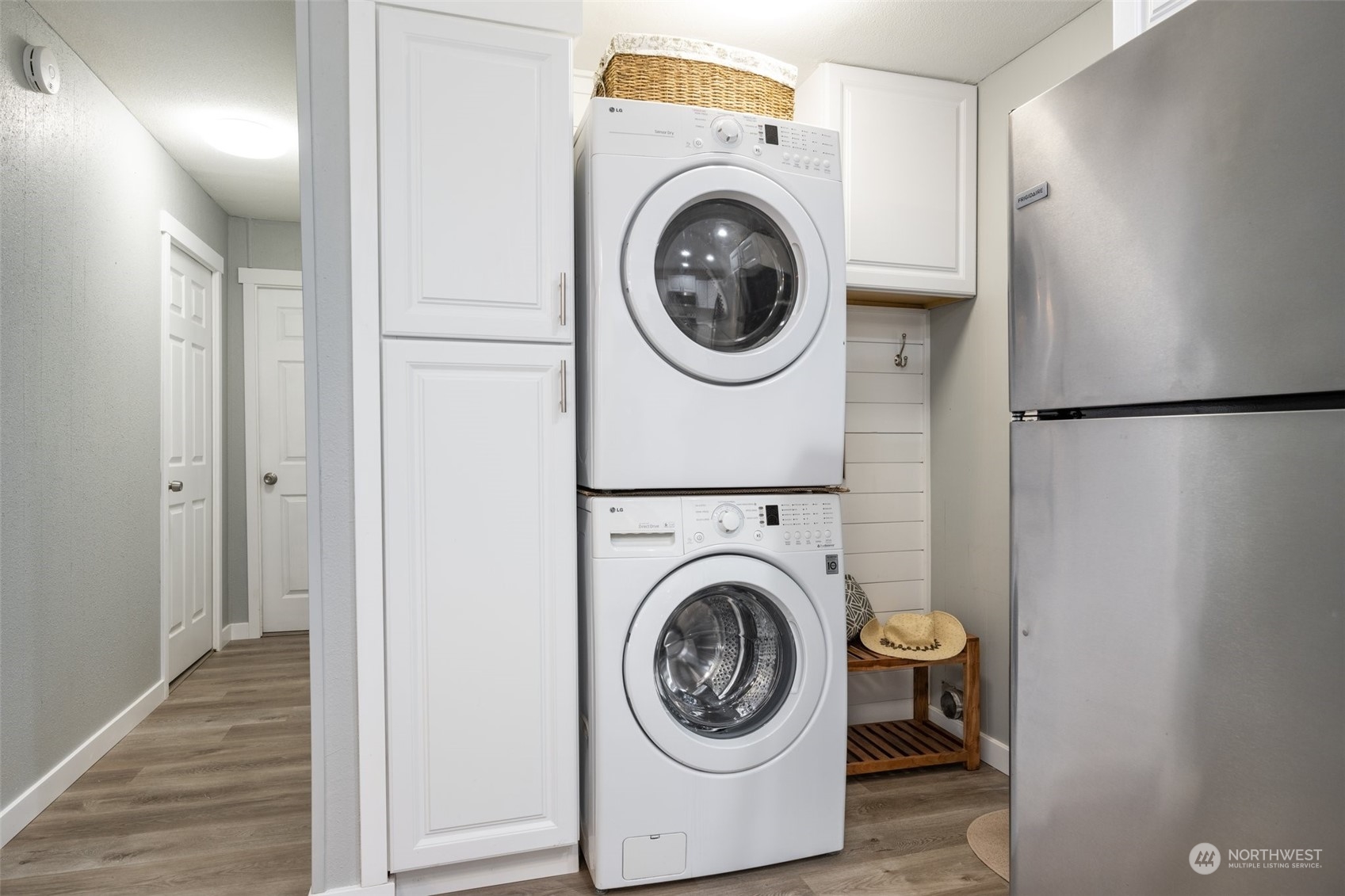 2302 R Street Southeast, Unit 12 Auburn, WA 98002 - Photo 11 of 34 a utility room with dryer and washer