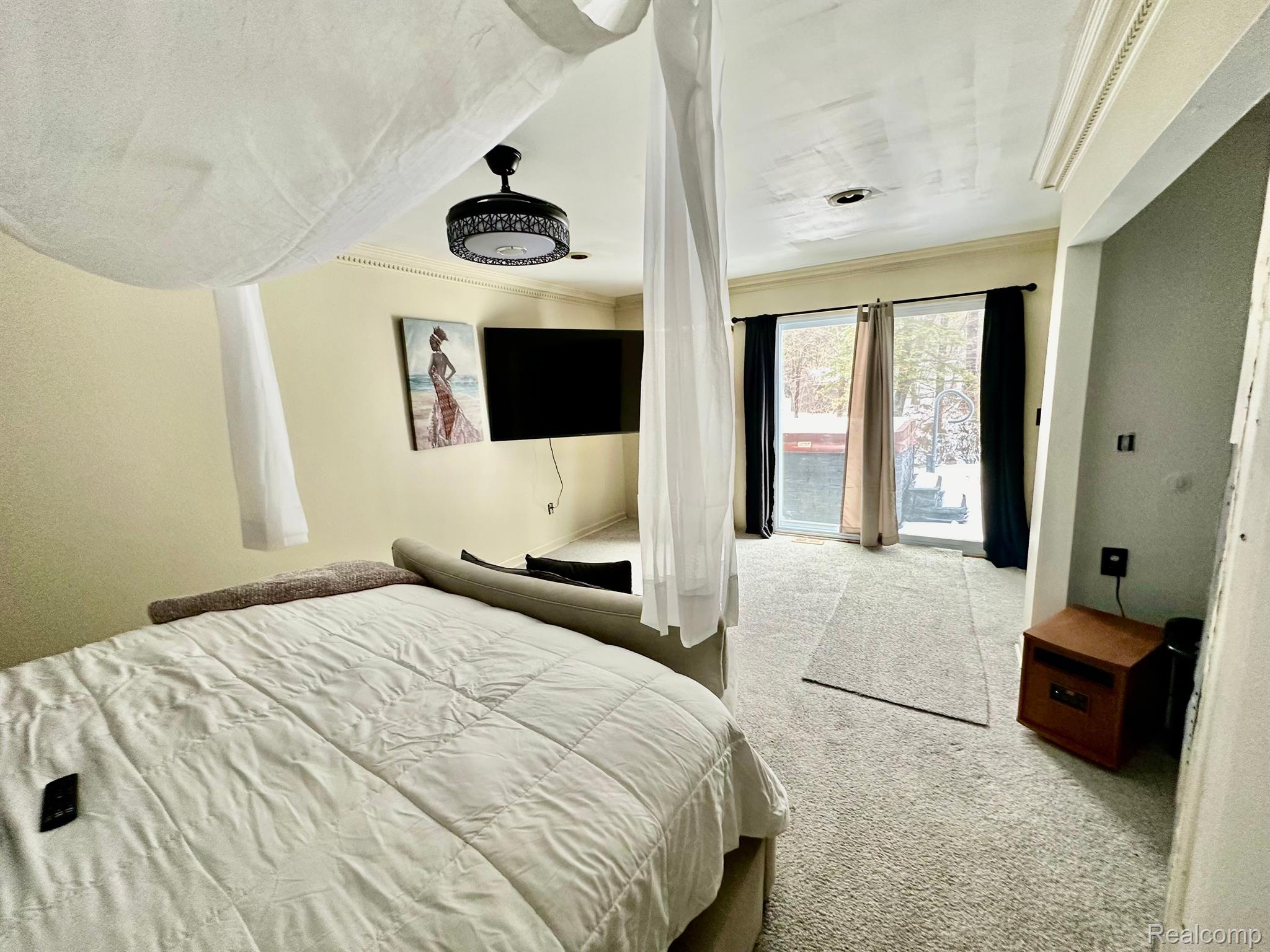 23655 Beech Road Southfield, MI 48033 - Photo 9 of 18 Gallery Image 9
