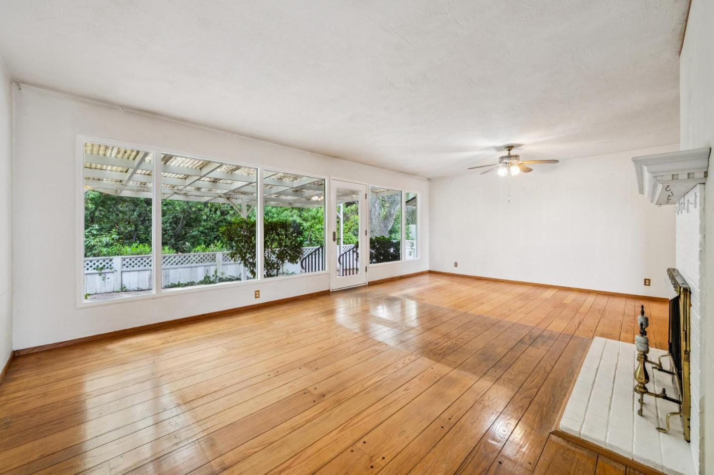 1637 Lake Chabot Road San Leandro, CA 94577 - Photo 5 of 46