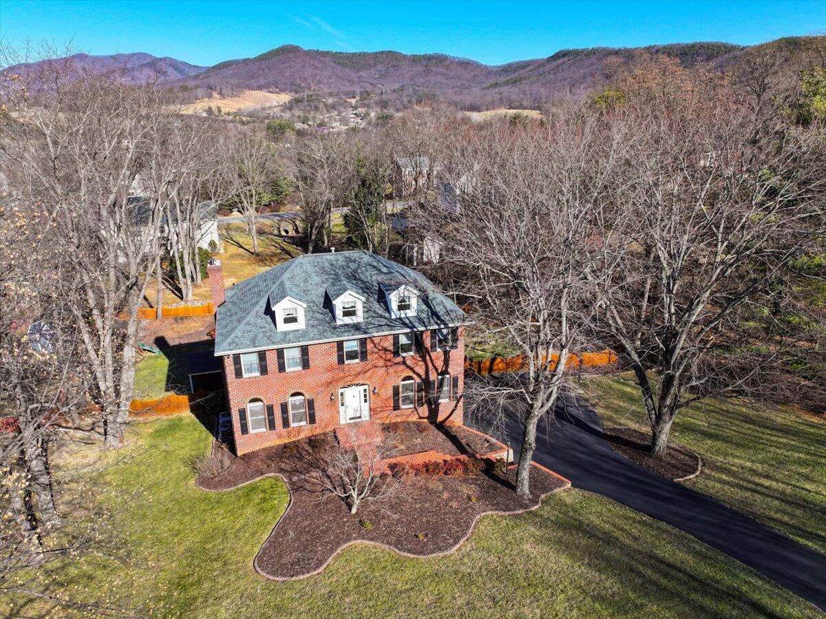 681 Stayman Road Roanoke, VA 24019 - Photo 79 of 88 79-DJI_20260119135020_0045_D
