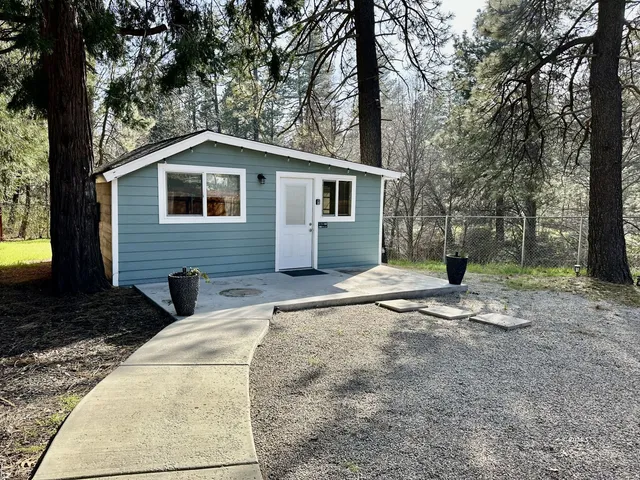 $2,399,000 | 54100 Pine Crest Avenue, Idyllwild, CA 92549