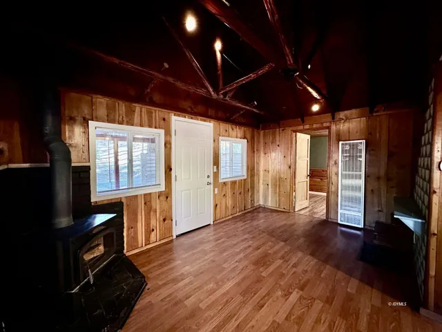 $2,399,000 | 54100 Pine Crest Avenue, Idyllwild, CA 92549