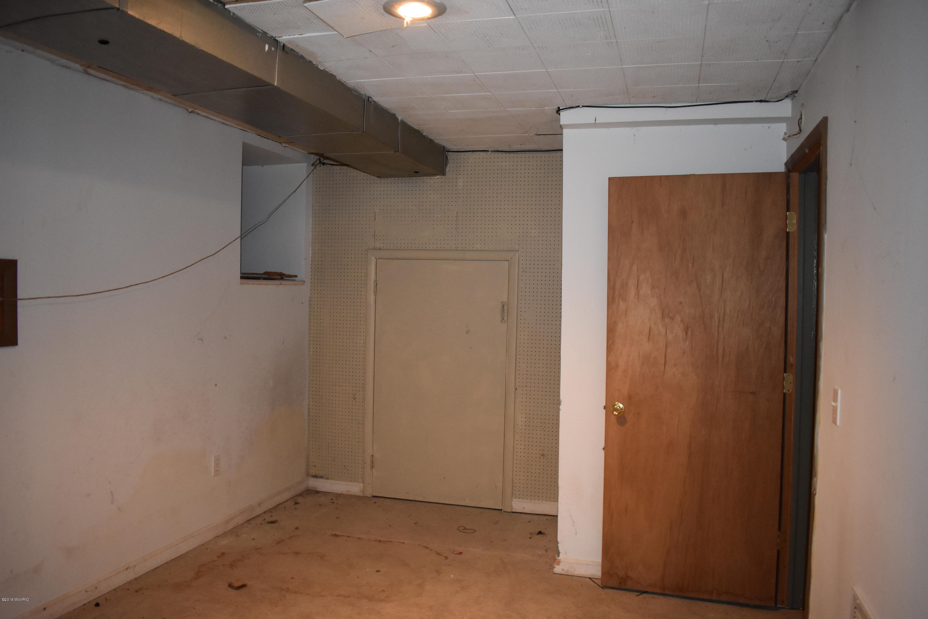 54002 Wilbur Road Three Rivers, MI 49093 - Photo 20 of 27 DSC_0132