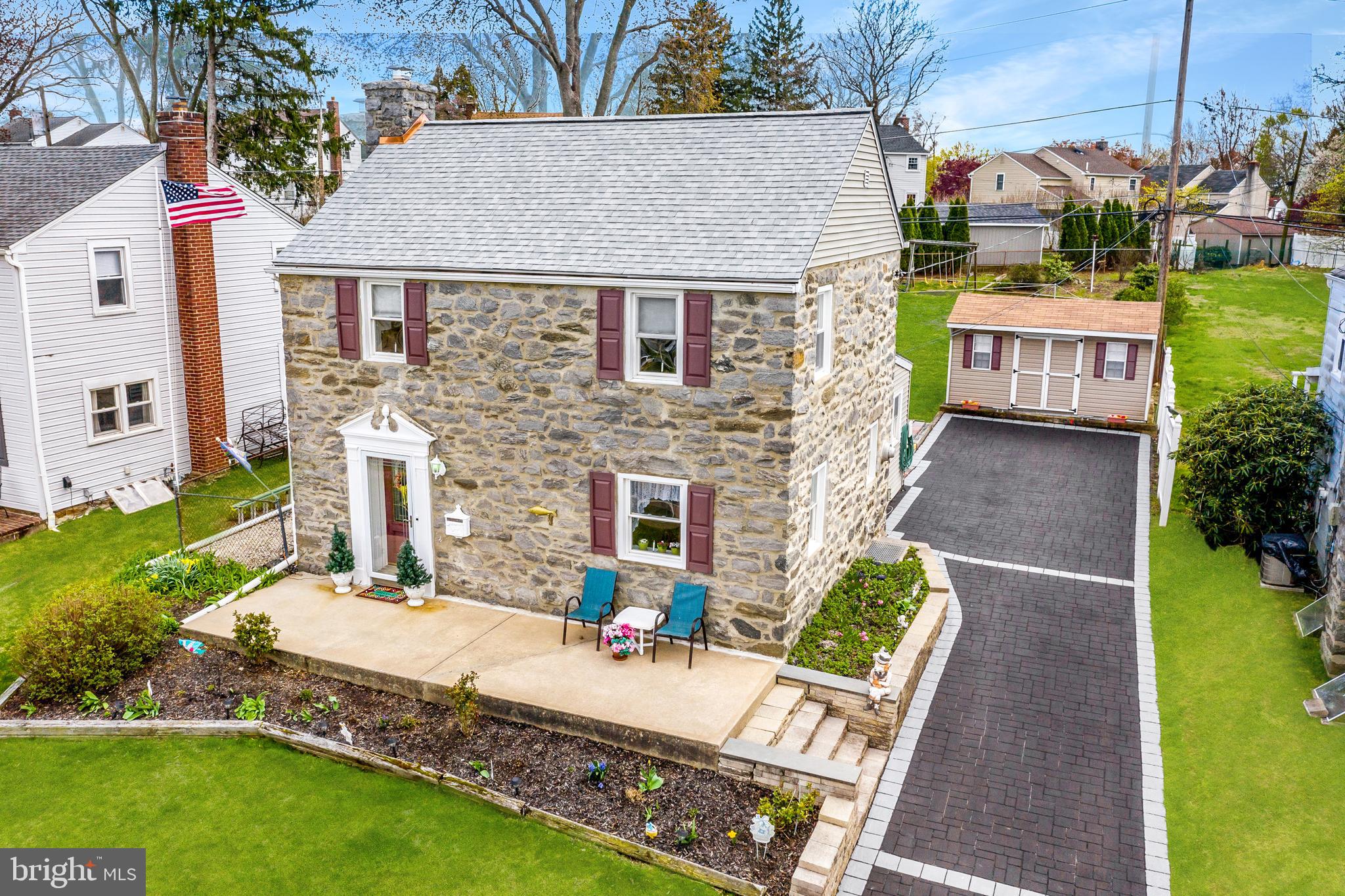 1437 Steel Road Havertown, PA 19083 - Photo 3 of 51