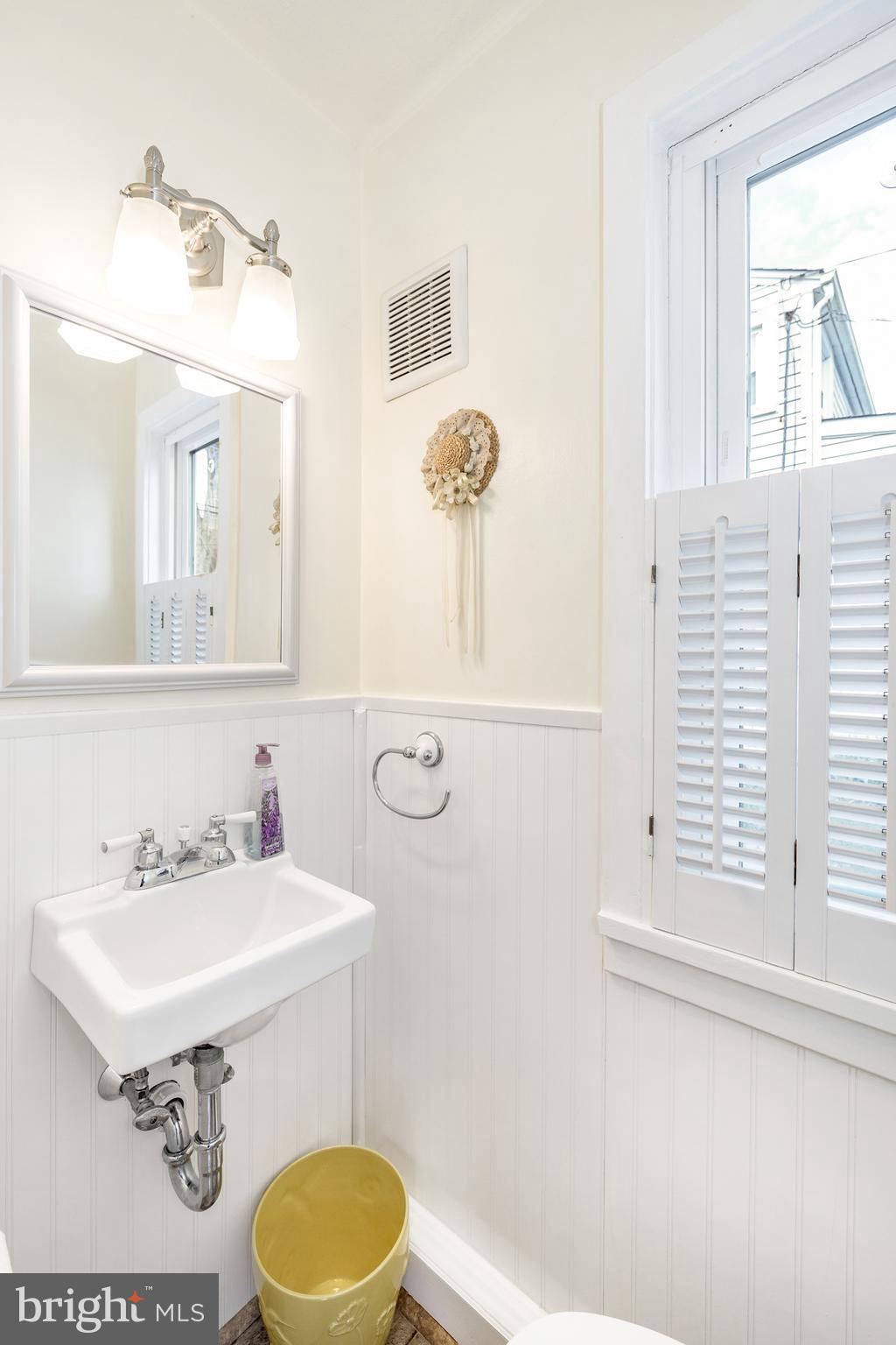 1437 Steel Road Havertown, PA 19083 - Photo 22 of 51