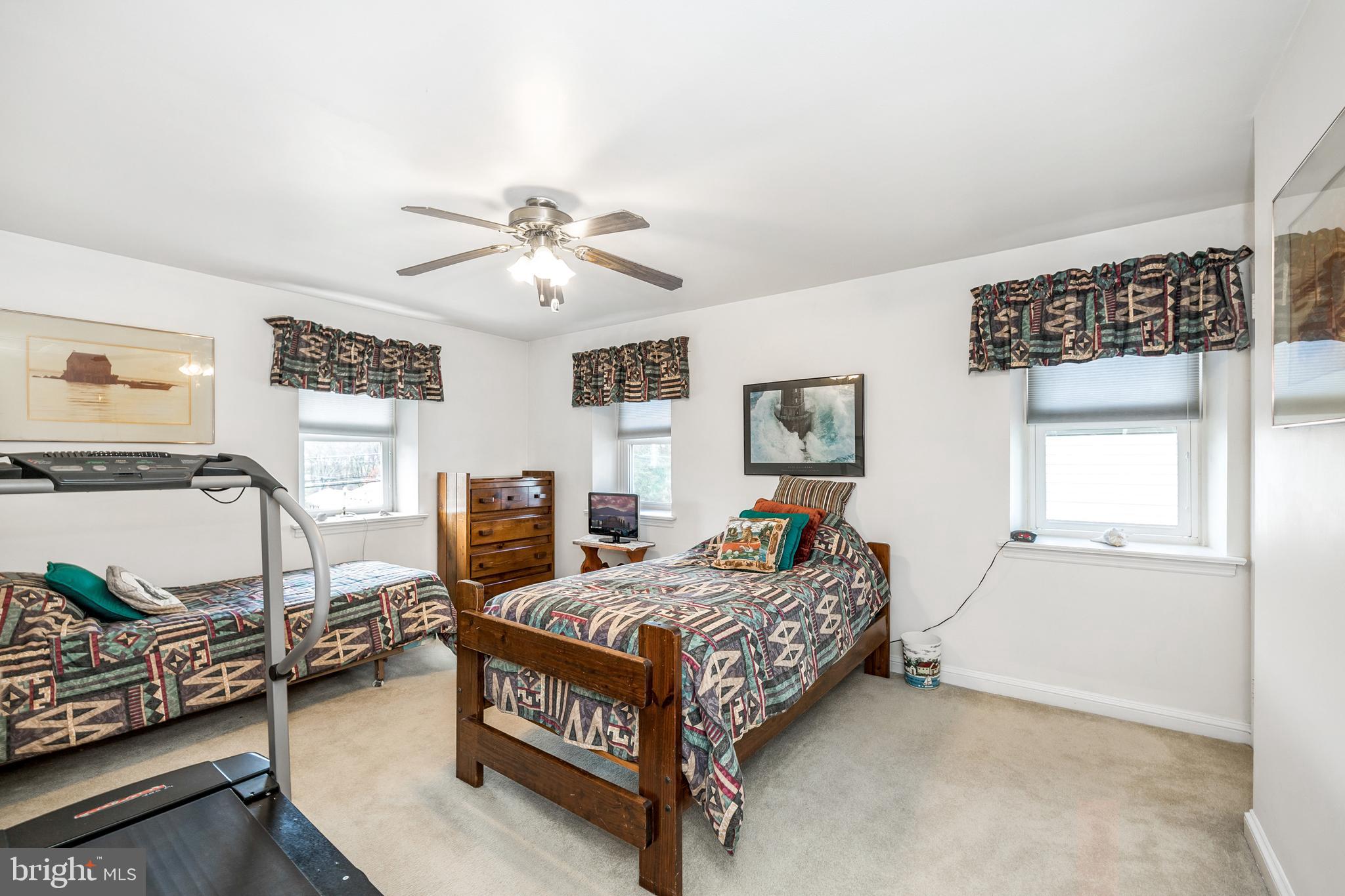 1437 Steel Road Havertown, PA 19083 - Photo 28 of 51