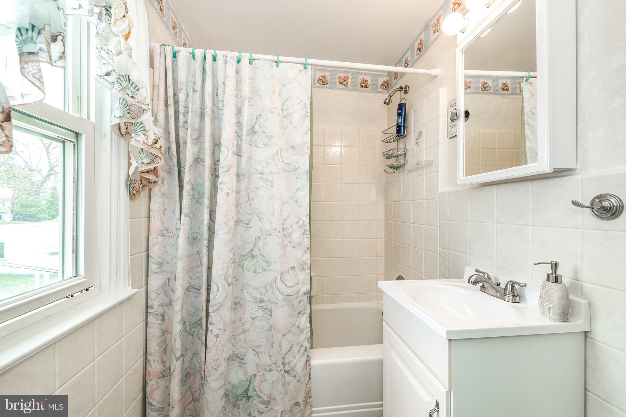 1437 Steel Road Havertown, PA 19083 - Photo 30 of 51