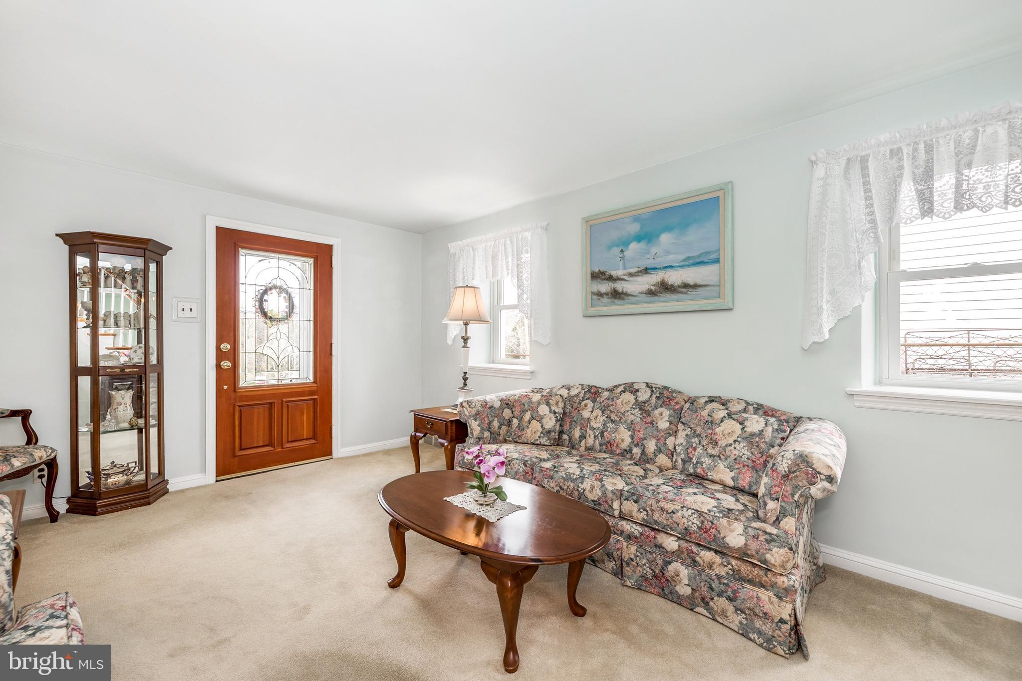 1437 Steel Road Havertown, PA 19083 - Photo 10 of 51