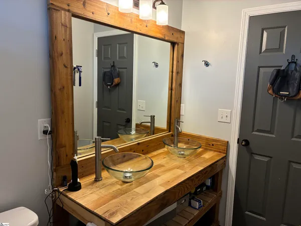 $450,000 | 226 North Orchard Farms Avenue, Simpsonville, SC 29681