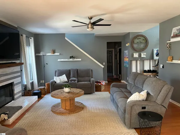 $450,000 | 226 North Orchard Farms Avenue, Simpsonville, SC 29681